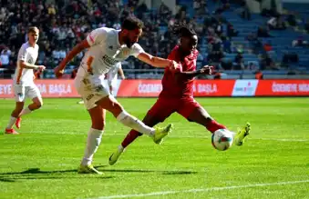 Antalyaspor, Hatayspor'u 2-1 Yendi (İlk Yarı)