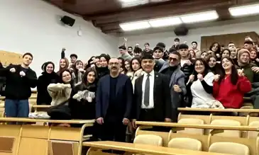 Gürkan Sönmez Atatürk Üniversitesi'nde Öğrencilerle Buluştu