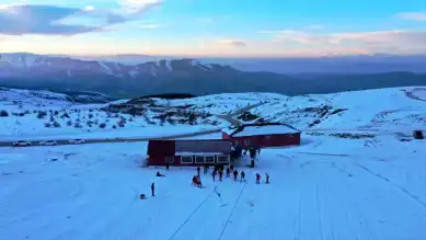 Hazarbaba Kayak Merkezi Sezonunu Açtı!