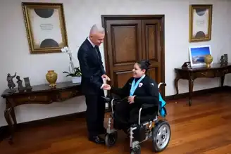 Vali Çiçekli, Karaman'ın Başarılı Sporcularını Ödüllendirdi