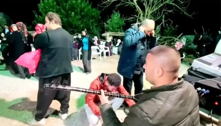 9 Yaşındaki Çocuk, Düğün Ateşinde Yaralandı